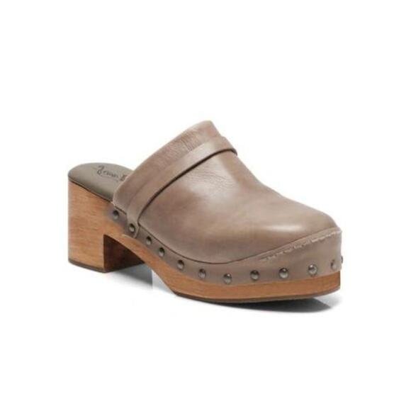 Free People Calabasas Leather Clogs 10 Taupe Grey Wood Heel NWOB - Picture 1 of 8